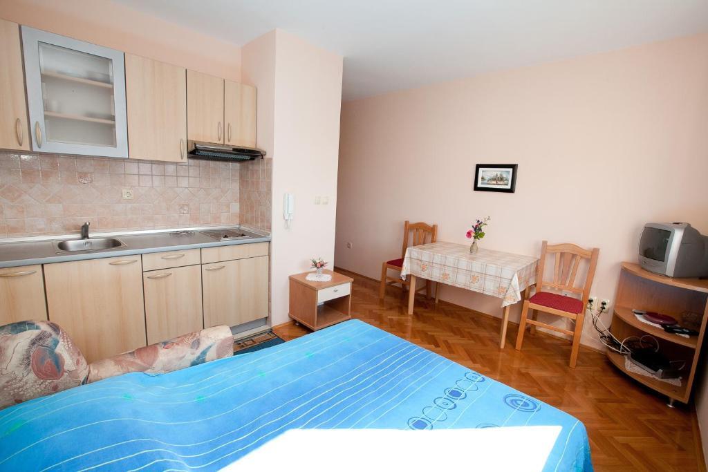 Apartments Petani Kožino Quarto foto